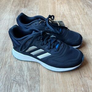 NWT Adidas Kids Duramo in Navy